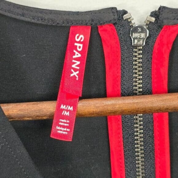 NEW Spanx The Perfect Sleeveless Jumpsuit Medium Black Ponte Flare Career Comfy - Picture 4 of 16